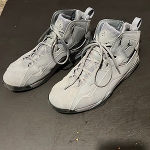 Worn a hand full of times